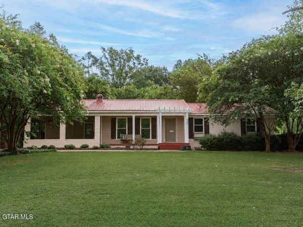 638 Sunset Drive, Starkville, MS 39759