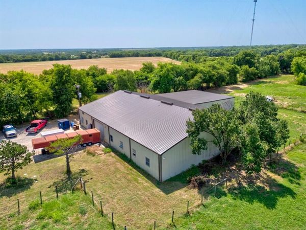 516 Stark Lane , Sherman, TX 75090
