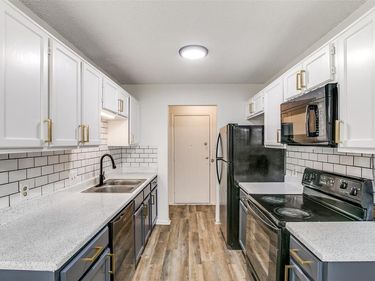 3600 Hulen Park Circle, Fort Worth, TX 76123