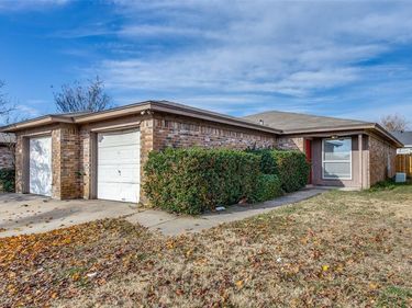 3618 Hulen Park Circle , Fort Worth, TX 76123