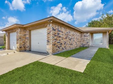 3624 Hulen Park Circle , Fort Worth, TX 76123
