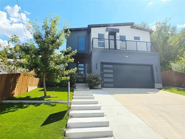 1320 Compton Street, Dallas, TX 75203