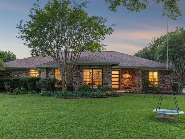 17429 Marianne Circle , Dallas, TX 75252
