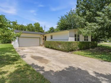 11207 Flamingo Lane , Dallas, TX 75218