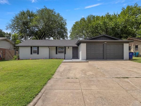 311 Arthur Drive, Kennedale, TX 76060