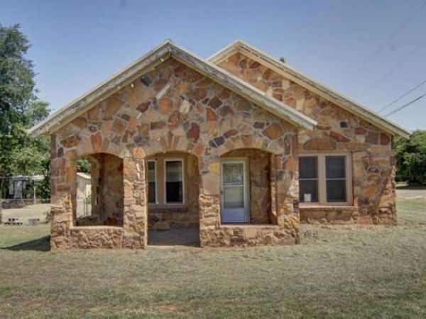 306 Cedar Street, Palo Pinto, TX 76484