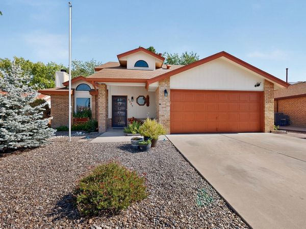 6225 Coppice Drive NW, Albuquerque, NM 87120