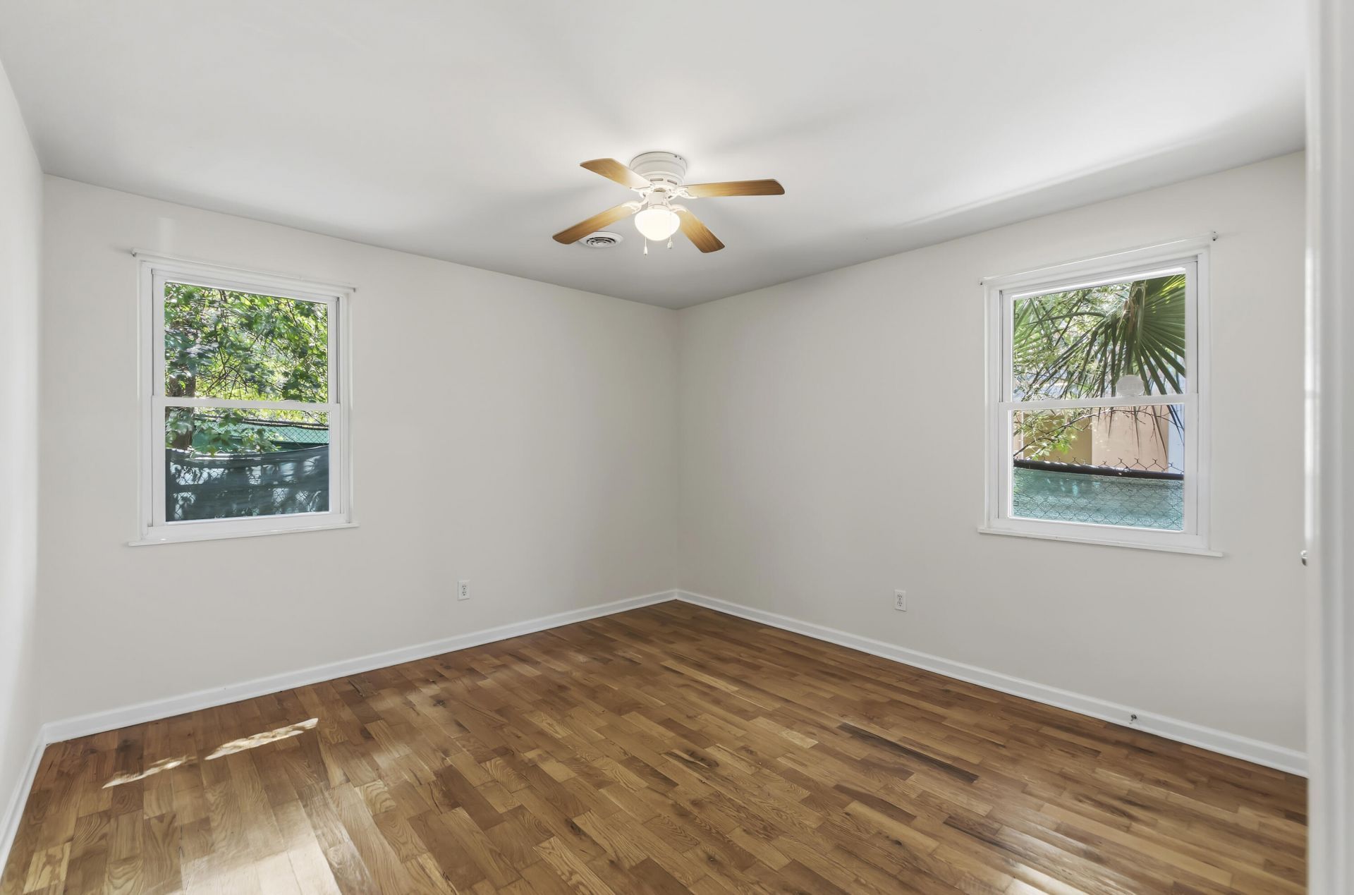41 Rose Lane Photo 11