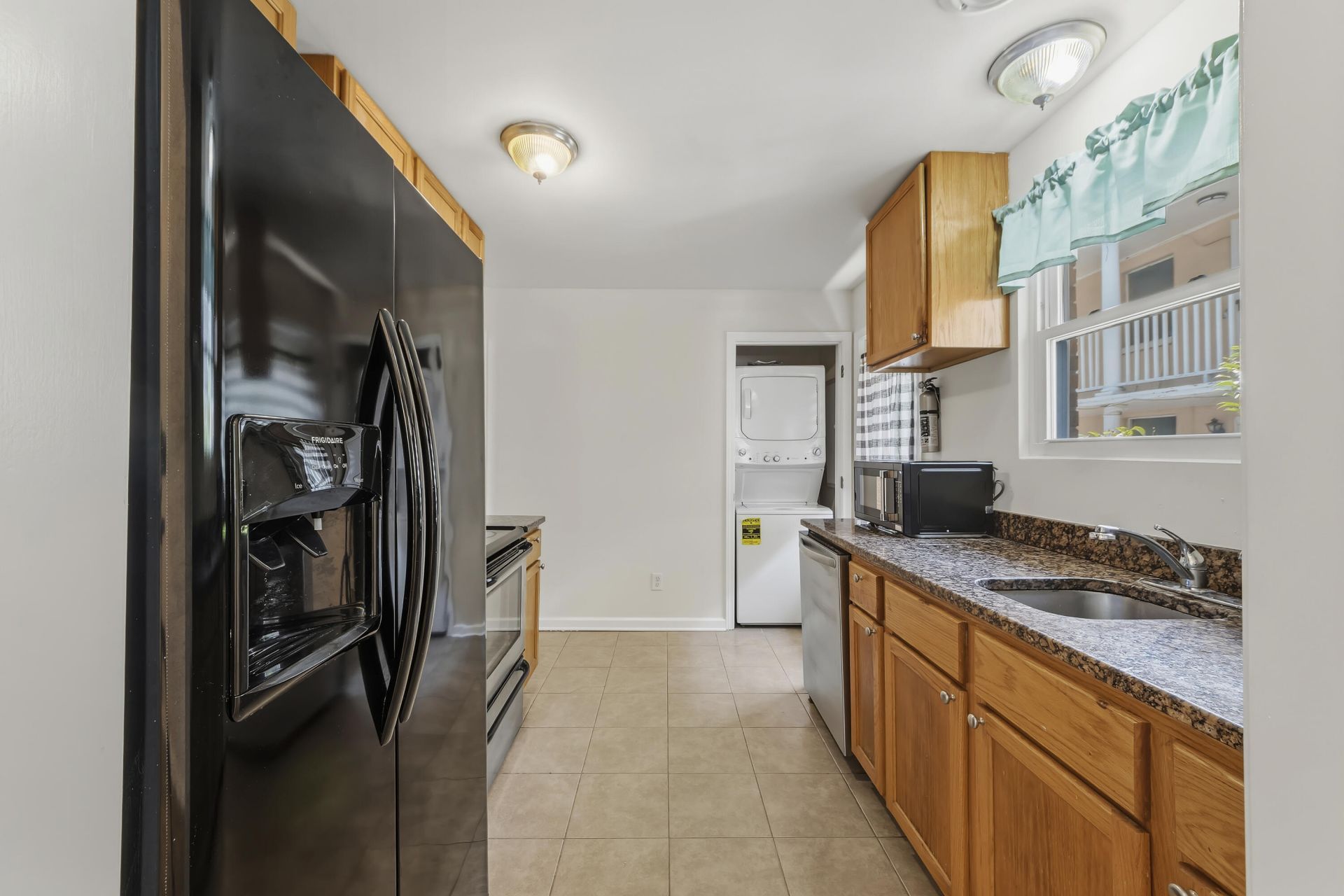 41 Rose Lane Photo 17