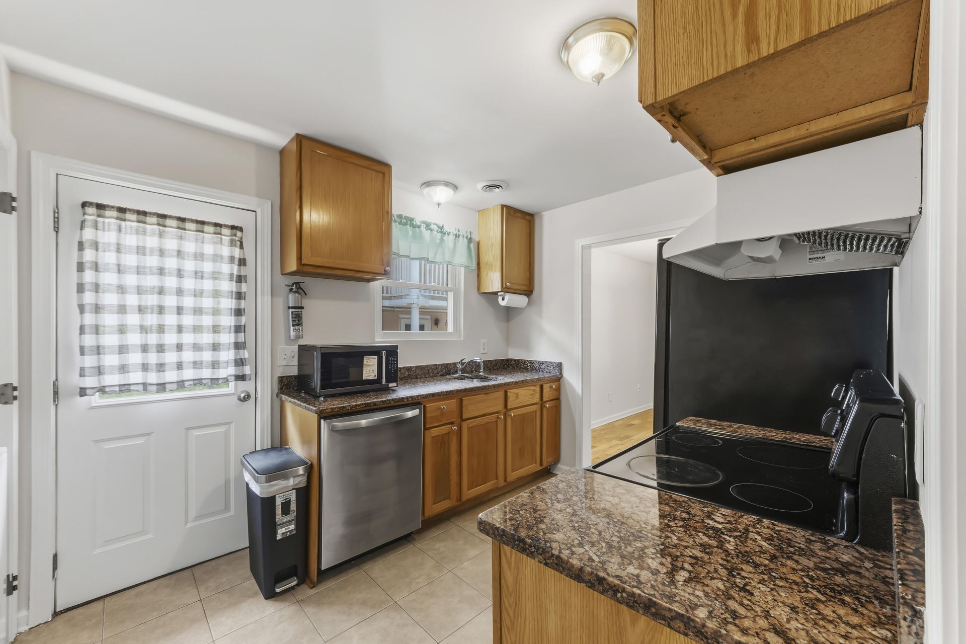 41 Rose Lane Photo 19