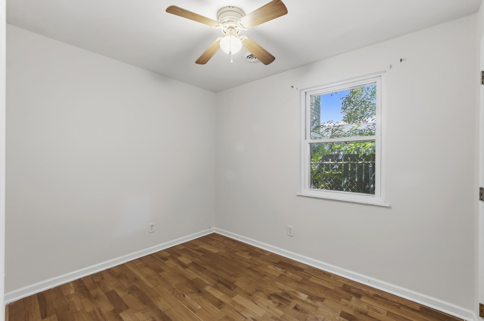 41 Rose Lane Photo 9