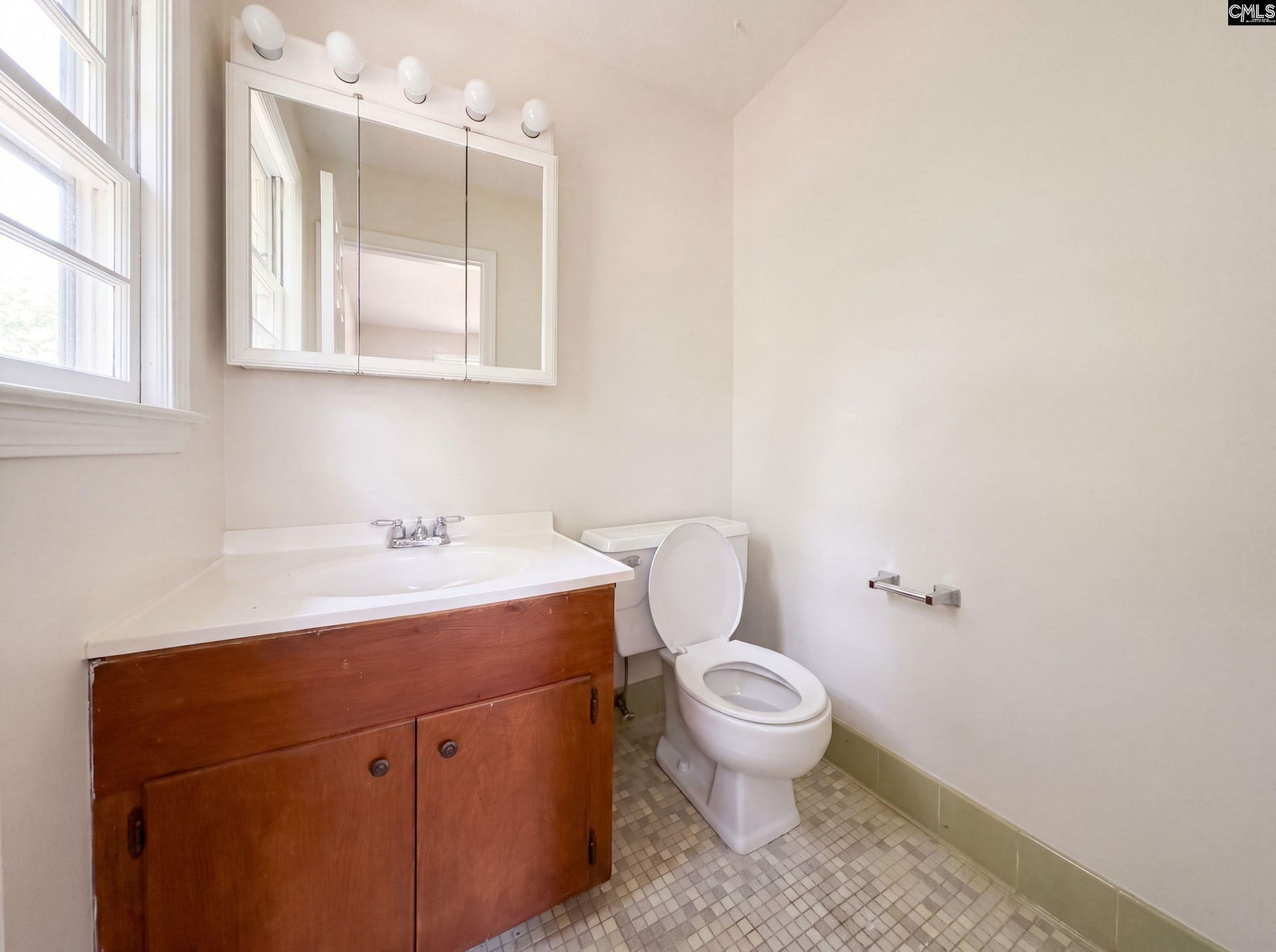 406 Lafayette Way  Photo 13