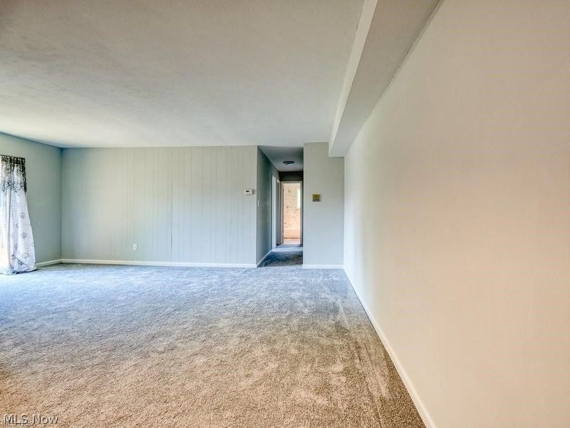 24665 Clareshire Drive, North Olmsted, OH 44070 Photo 16