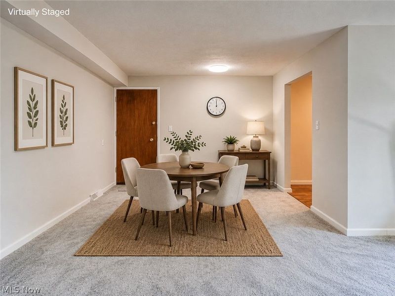 24665 Clareshire Drive, North Olmsted, OH 44070 Photo 6