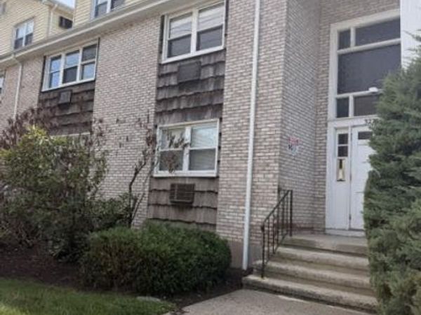 3245 Main , Unit 203, Bridgeport, CT 06606