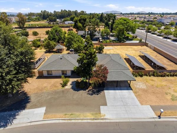 2520 N Temperance Avenue , Fresno, CA 93727