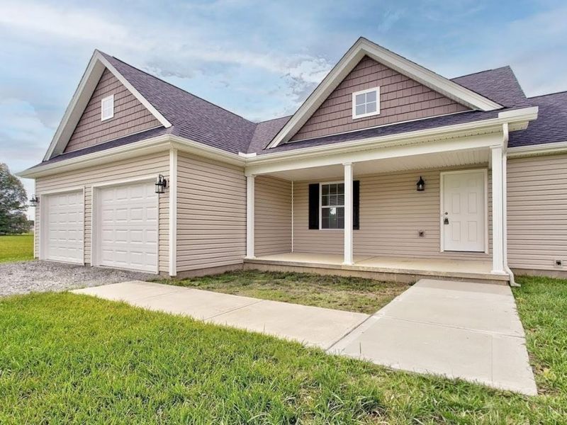 150 Choctaw Drive, Franklin Twp, OH 45171 Photo 2