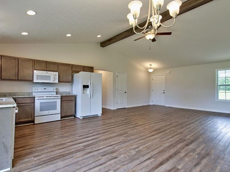 150 Choctaw Drive, Franklin Twp, OH 45171 Photo 4