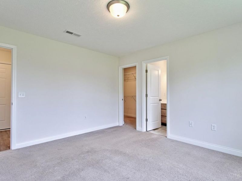 150 Choctaw Drive, Franklin Twp, OH 45171 Photo 8