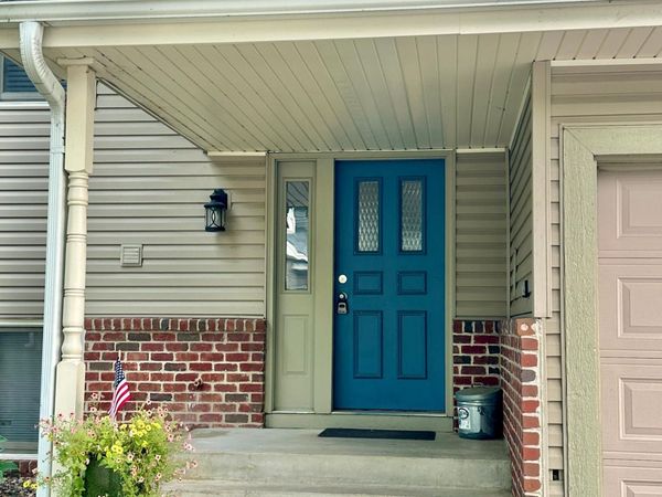 18462 Creeks Bend Drive, Unit 14, Minnetonka, MN 55345