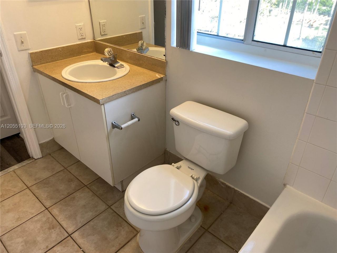 4177 N Haverhill Rd, Unit 808, West Palm Beach, FL 33417 Photo