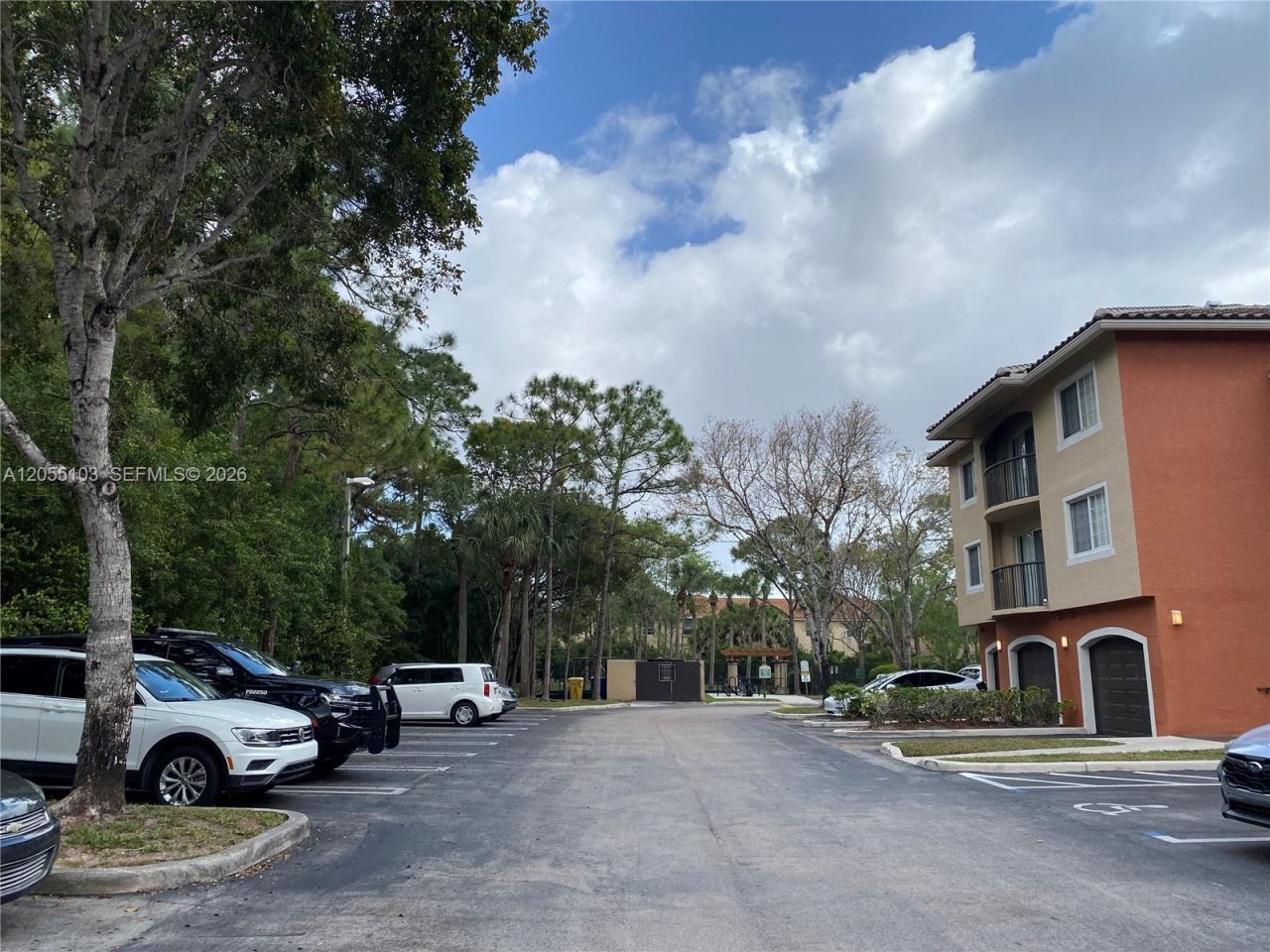 4177 N Haverhill Rd, Unit 808, West Palm Beach, FL 33417 Photo
