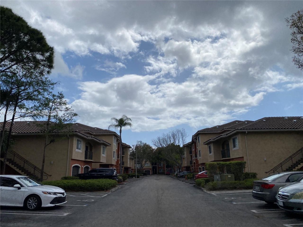 4177 N Haverhill Rd, Unit 808, West Palm Beach, FL 33417 Photo