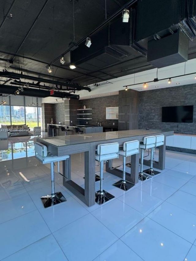 601 NE 36th St , Unit 1311, Miami, FL 33137 Photo