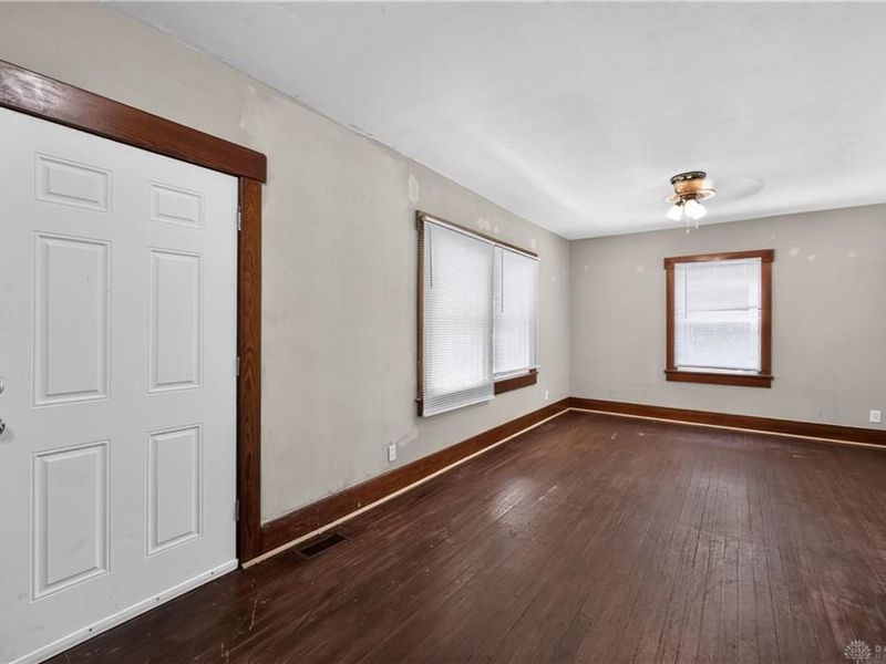 125 Rosewood Drive, Harrison Township, OH 45415 Photo 4