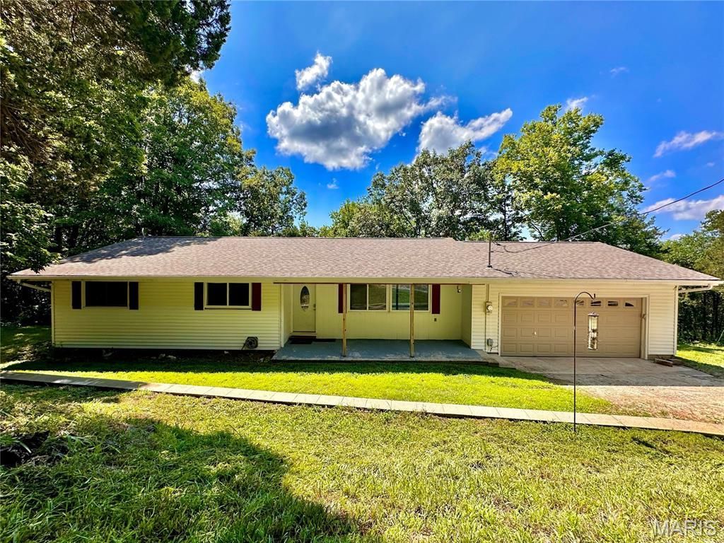 2025 Mcnamee Road , Pacific, MO 63069 Main Photo