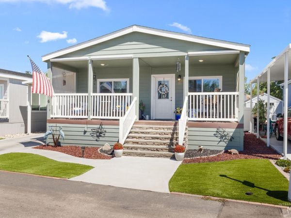 2401 S Owyhee St, Unit Trl. 6, Boise, ID 83705