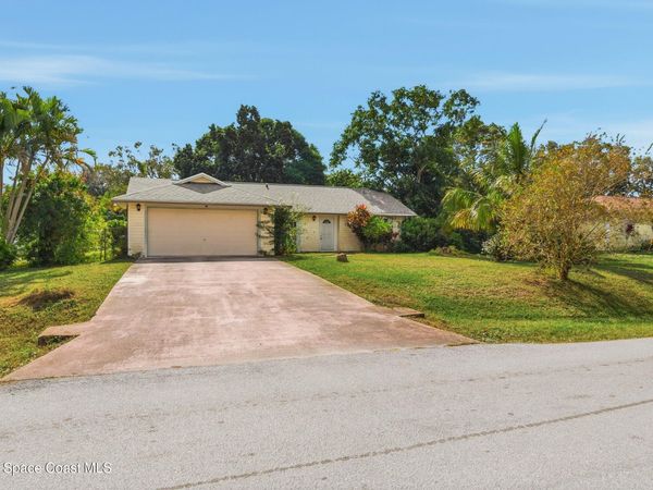 1226 Hedgecoth Street NW , Palm Bay, FL 32907
