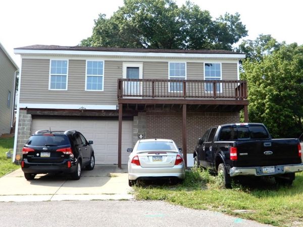 636 Euclid Ave, Canonsburg, PA 15317