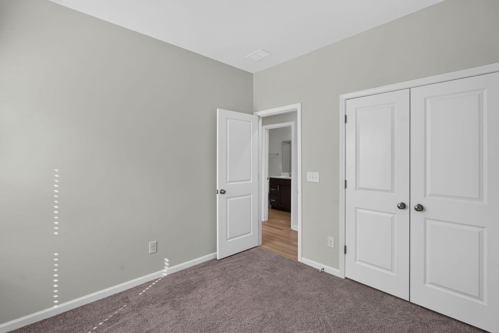 134 Clydesdale Circle Photo 14