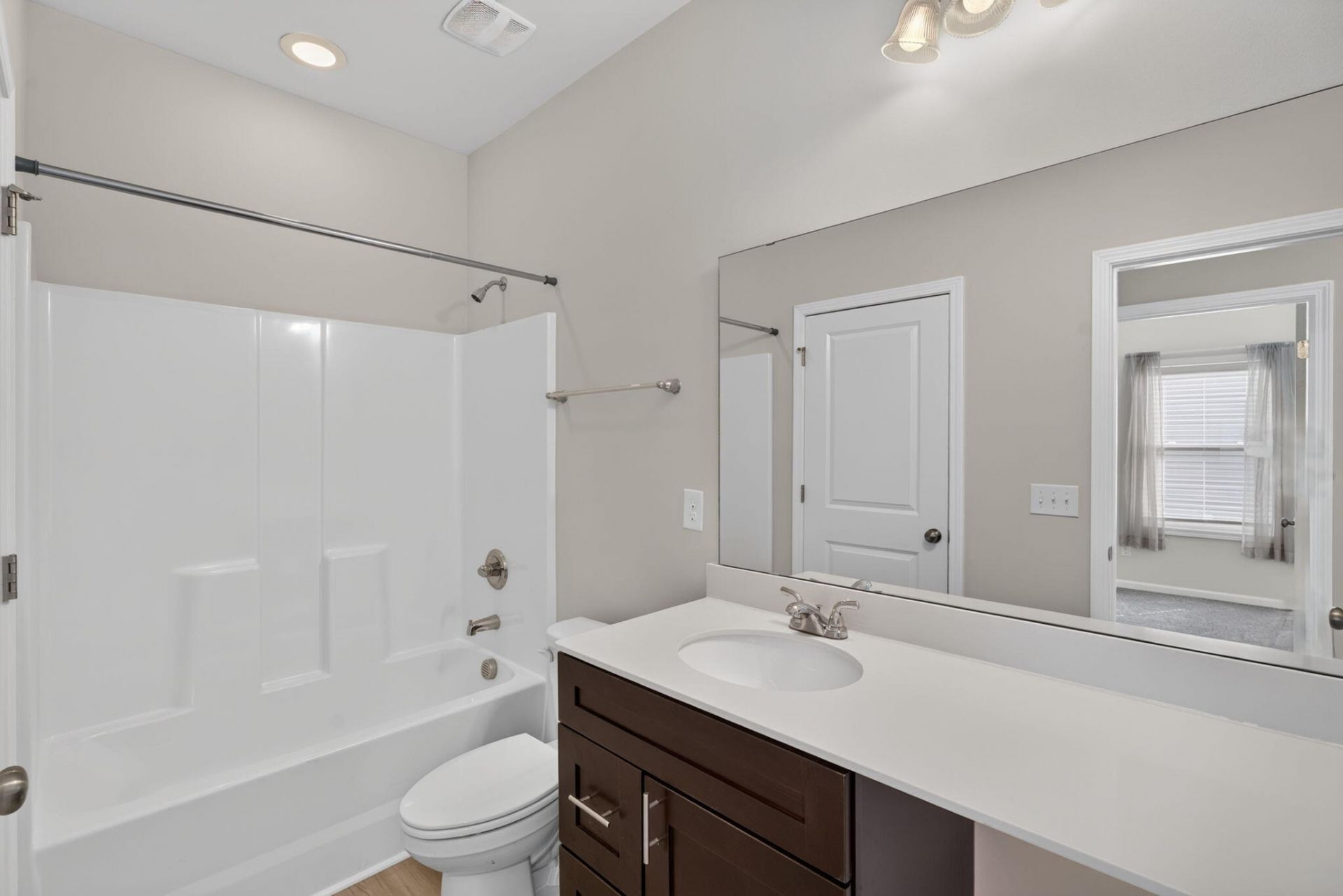 134 Clydesdale Circle Photo 15