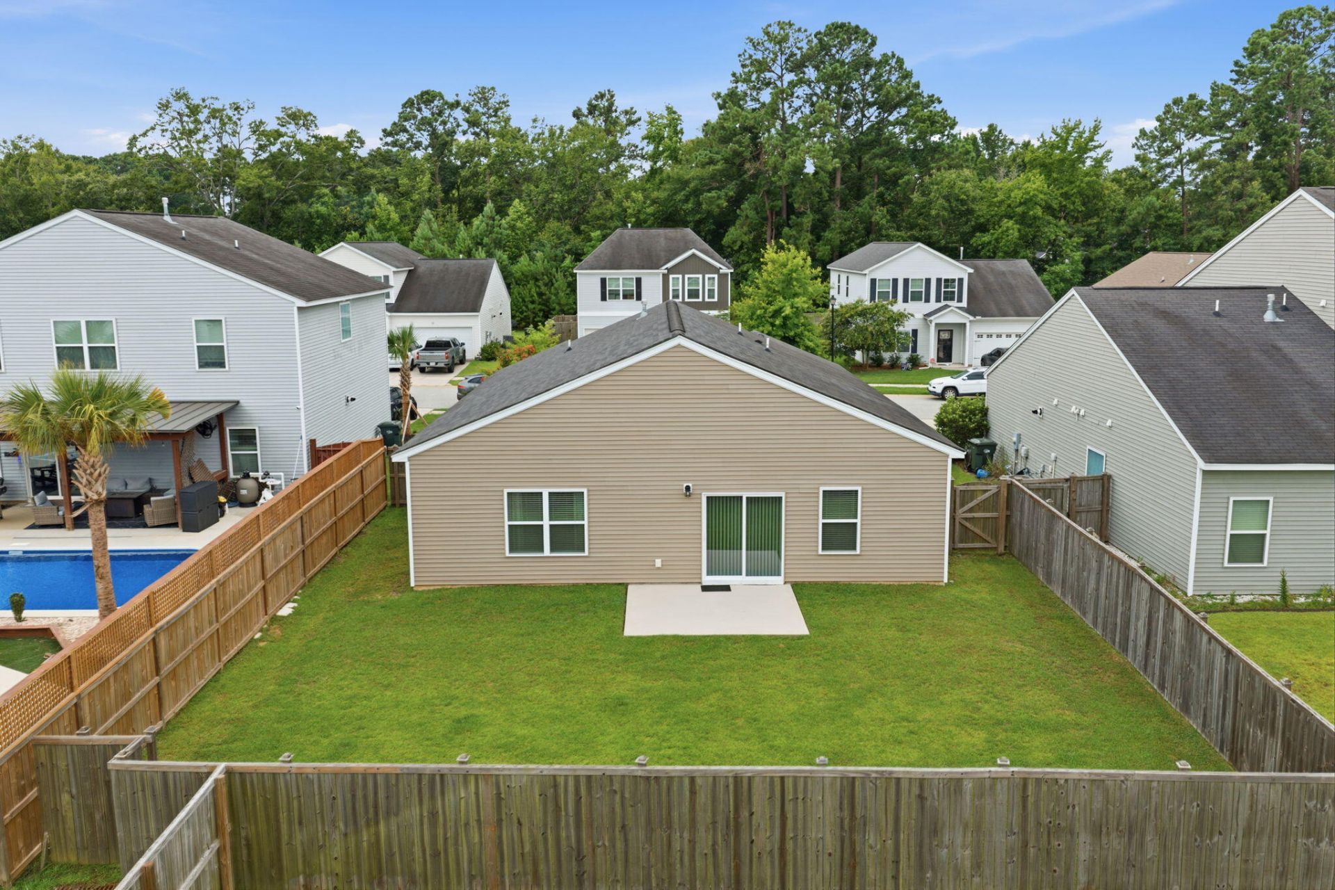134 Clydesdale Circle Photo 37
