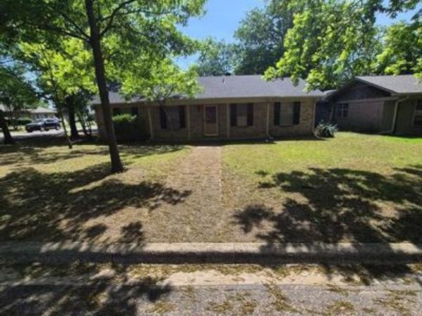 3009 Canterbury Circle, Sherman, TX 75092