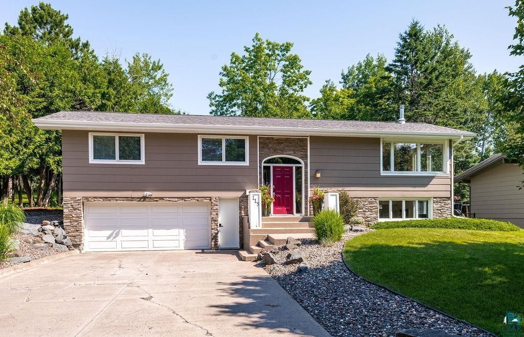 115 Aspen Ln, Duluth, MN 55804 Main Photo