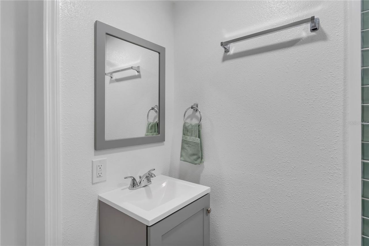 3295 57th Street N, Saint Petersburg, FL 33710 Photo