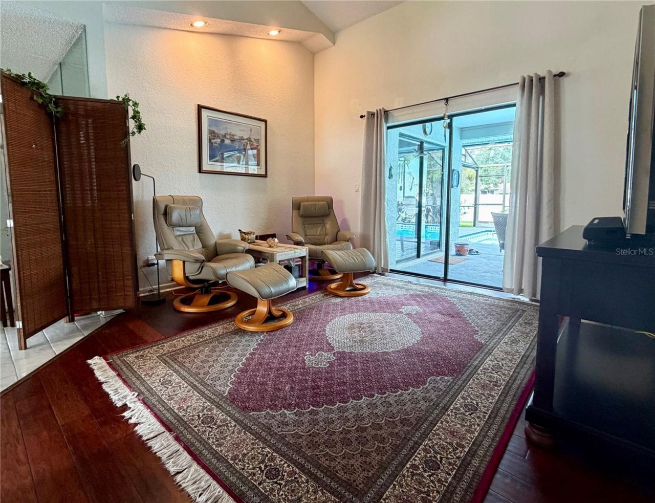 1349 Hillside Drive , Tarpon Springs, FL 34689 Photo