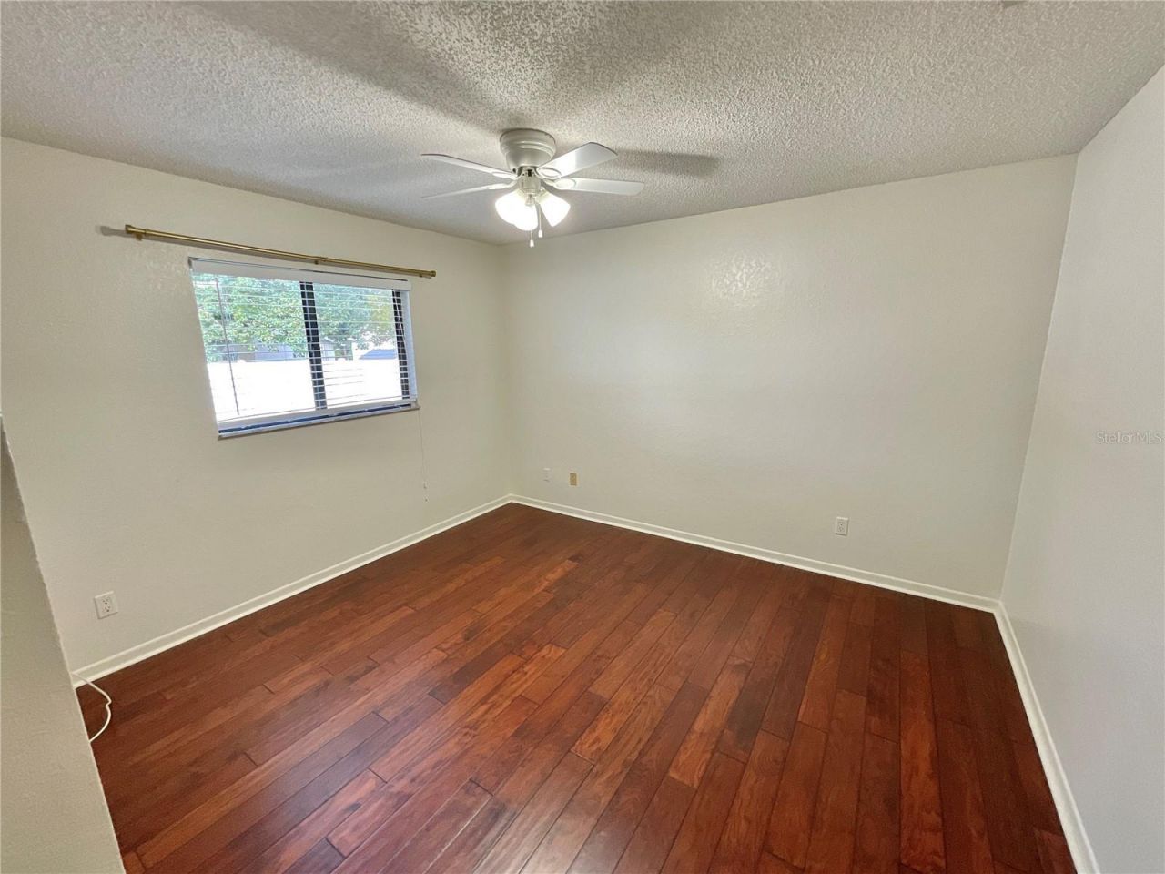 1349 Hillside Drive , Tarpon Springs, FL 34689 Photo