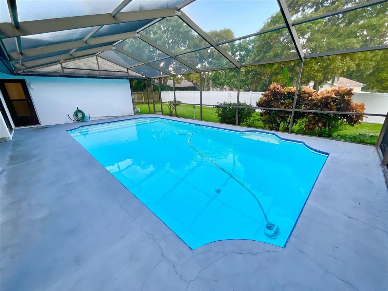 1349 Hillside Drive , Tarpon Springs, FL 34689 Photo