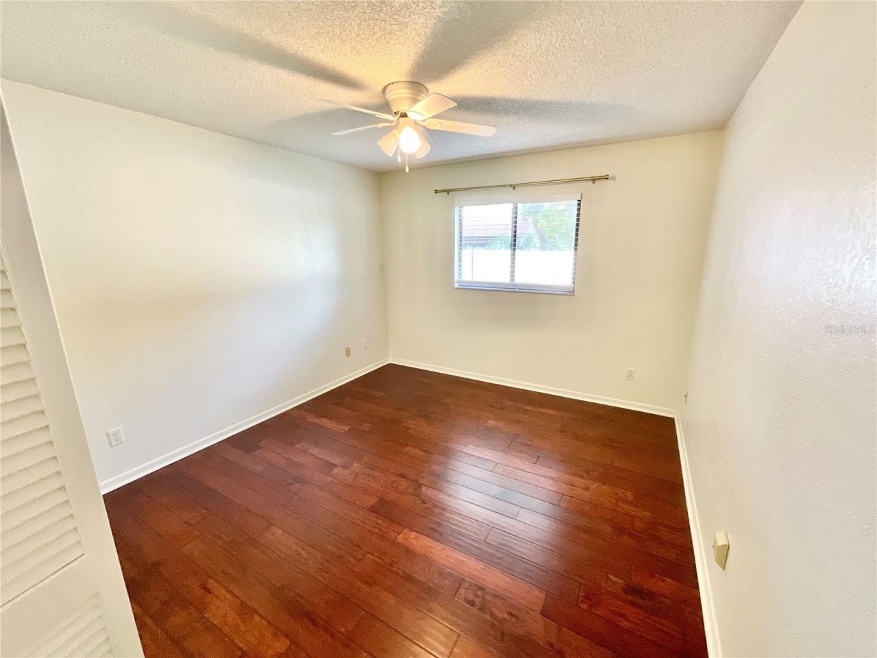 1349 Hillside Drive , Tarpon Springs, FL 34689 Photo