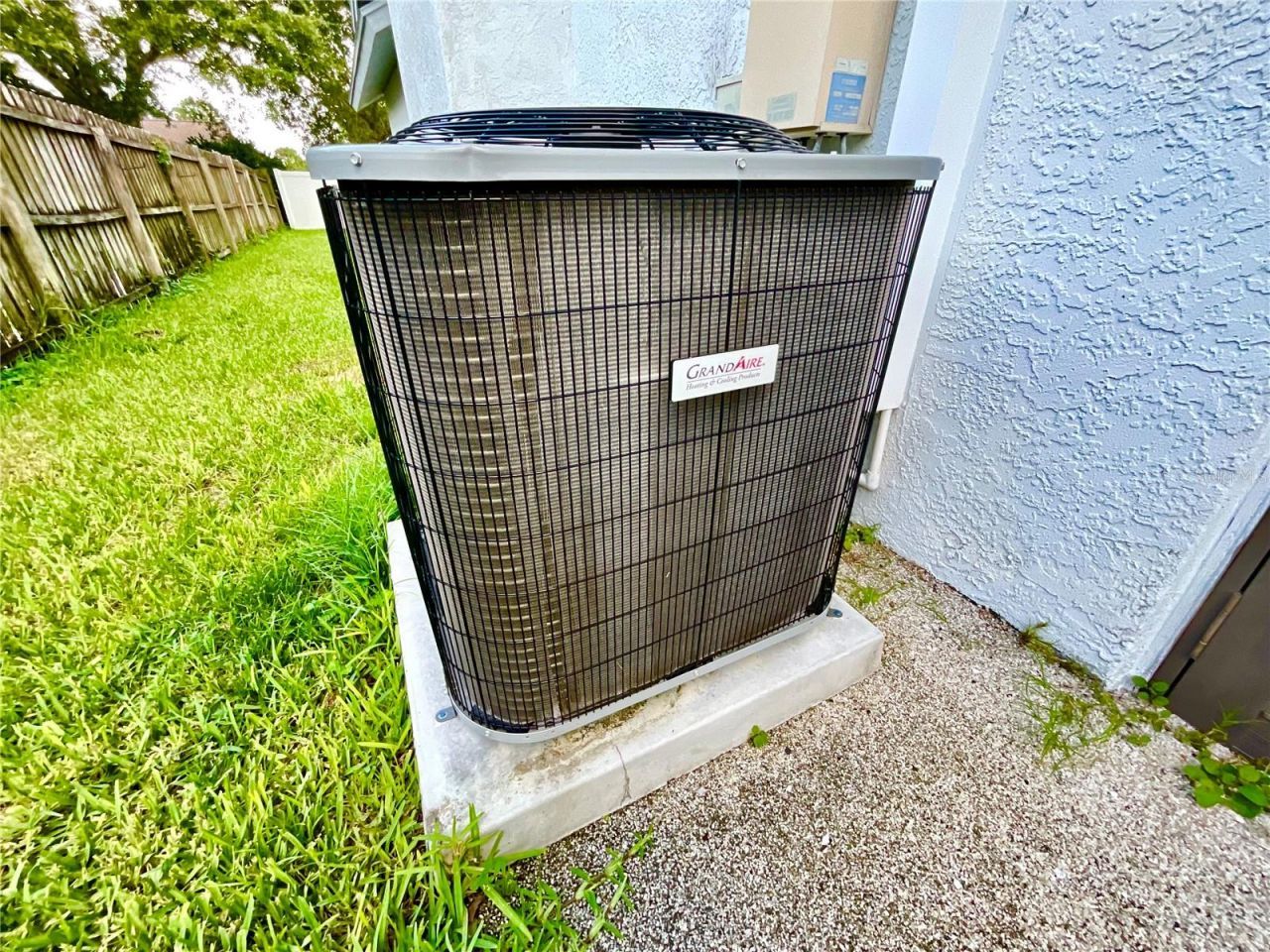 1349 Hillside Drive , Tarpon Springs, FL 34689 Photo