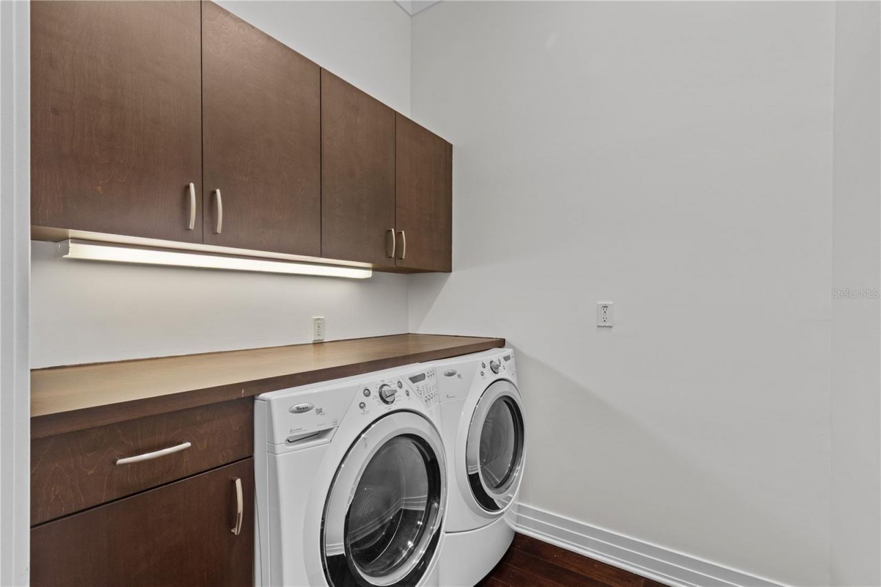 1008 Paseo Del Rio Ne, Saint Petersburg, FL 33702 Photo