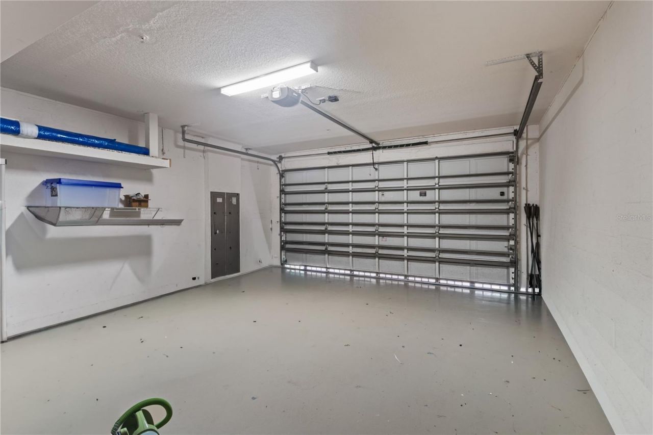 1008 Paseo Del Rio Ne, Saint Petersburg, FL 33702 Photo