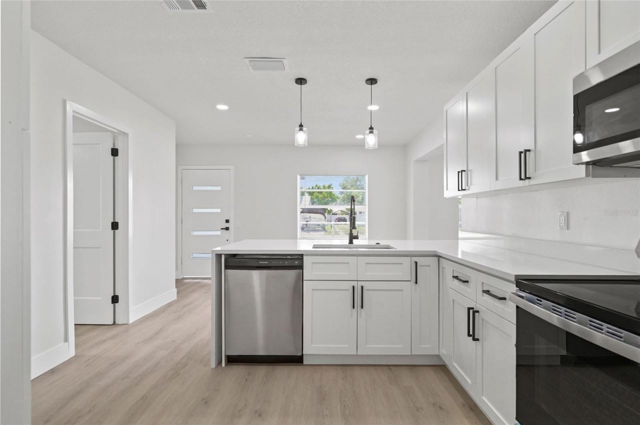 412 20th Avenue W, Palmetto, FL 34221 Photo