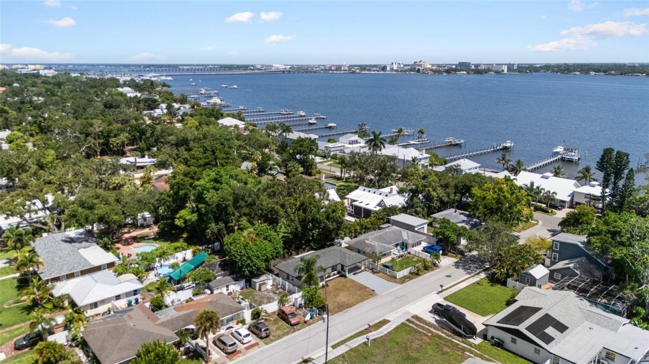 412 20th Avenue W, Palmetto, FL 34221 Photo