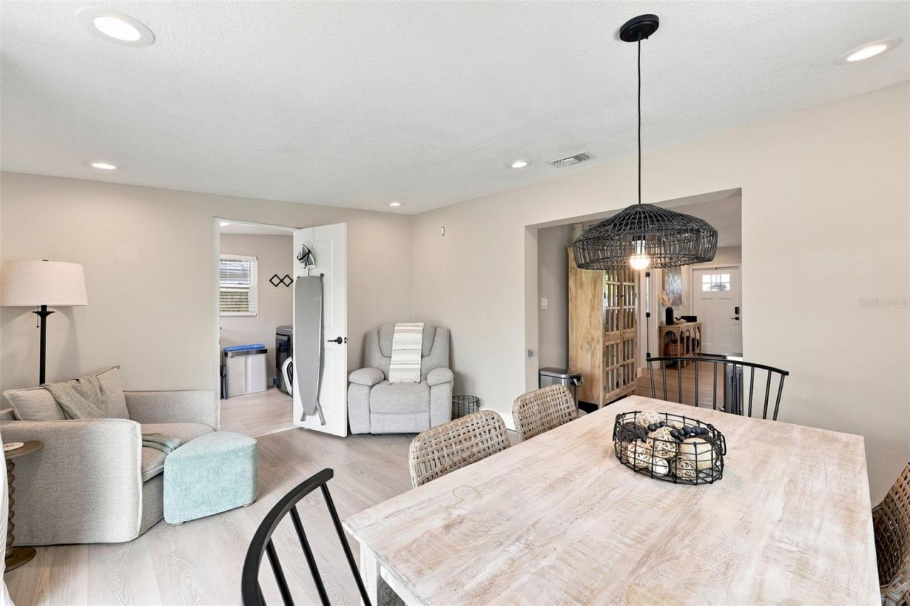 716 75th Avenue N, Saint Petersburg, FL 33702 Photo
