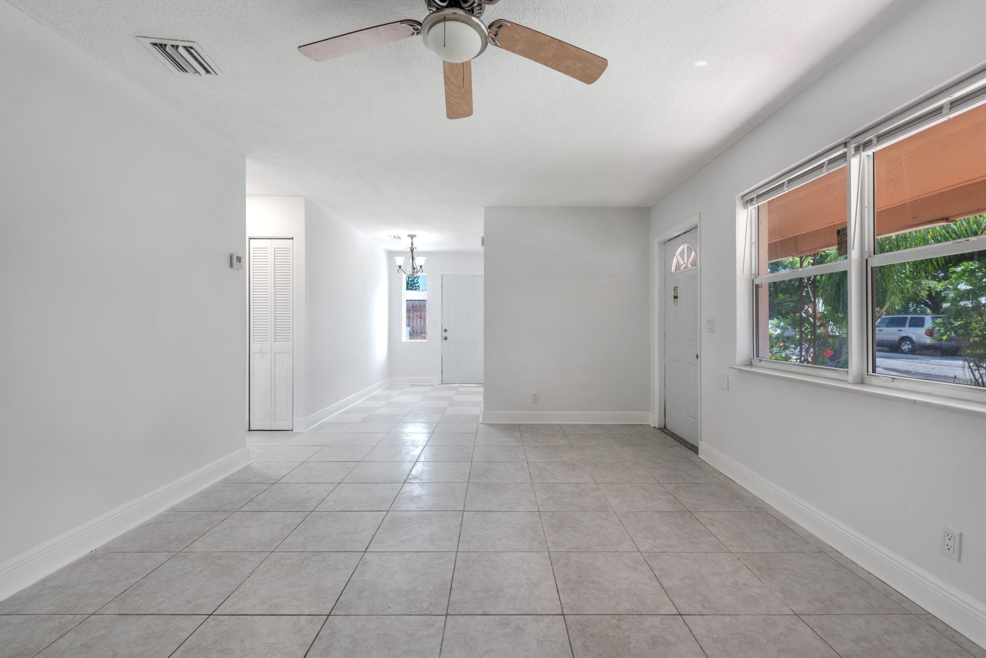 925 S Pine Street, Lake Worth, FL 33460 Photo